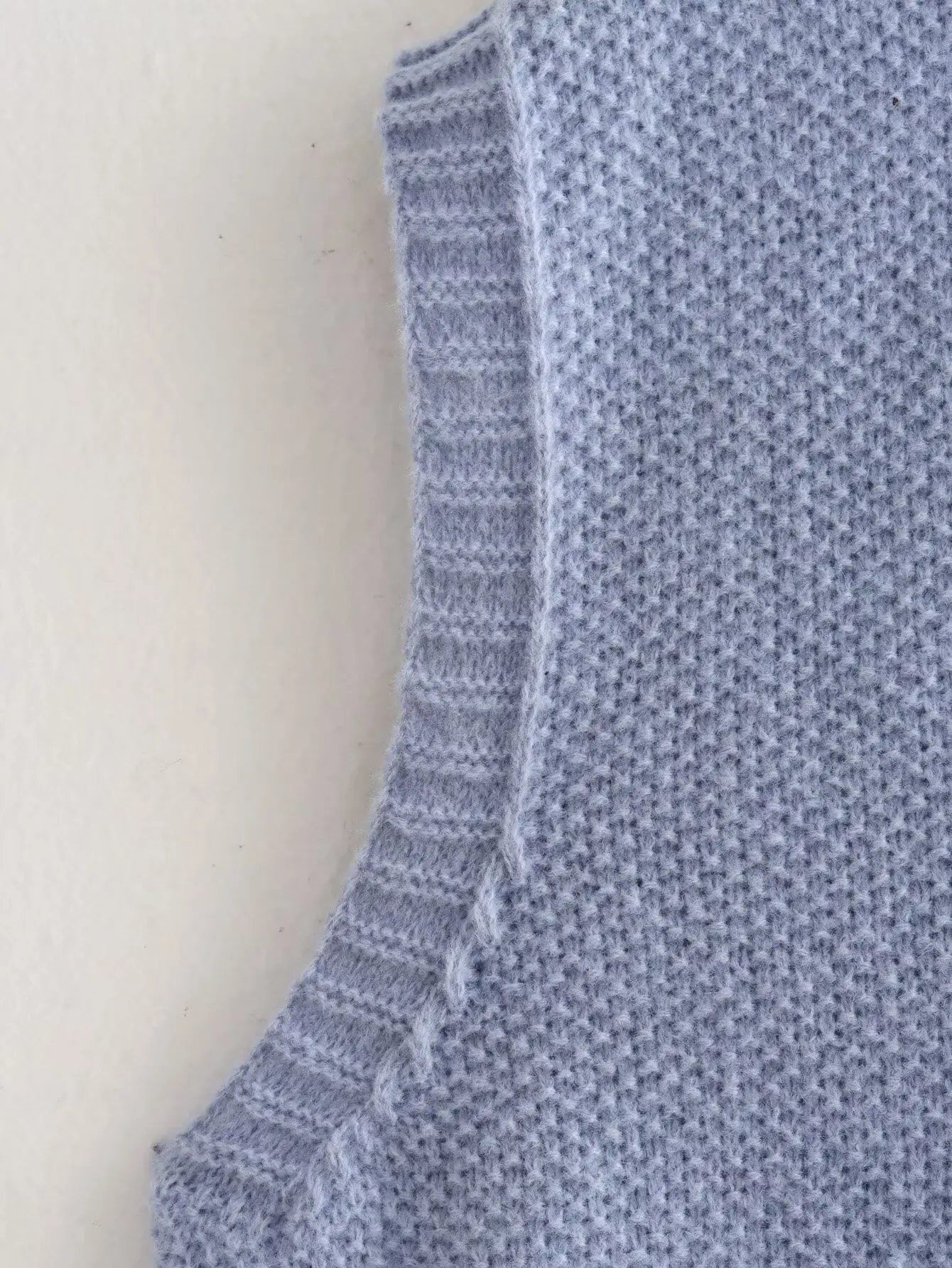 TRAFZA 2024 New Fashion Women's Tank Top Knitted O Neck Sleeveless Lace Up Woman Casual Short Pullover Top Sexy Backless Sweater