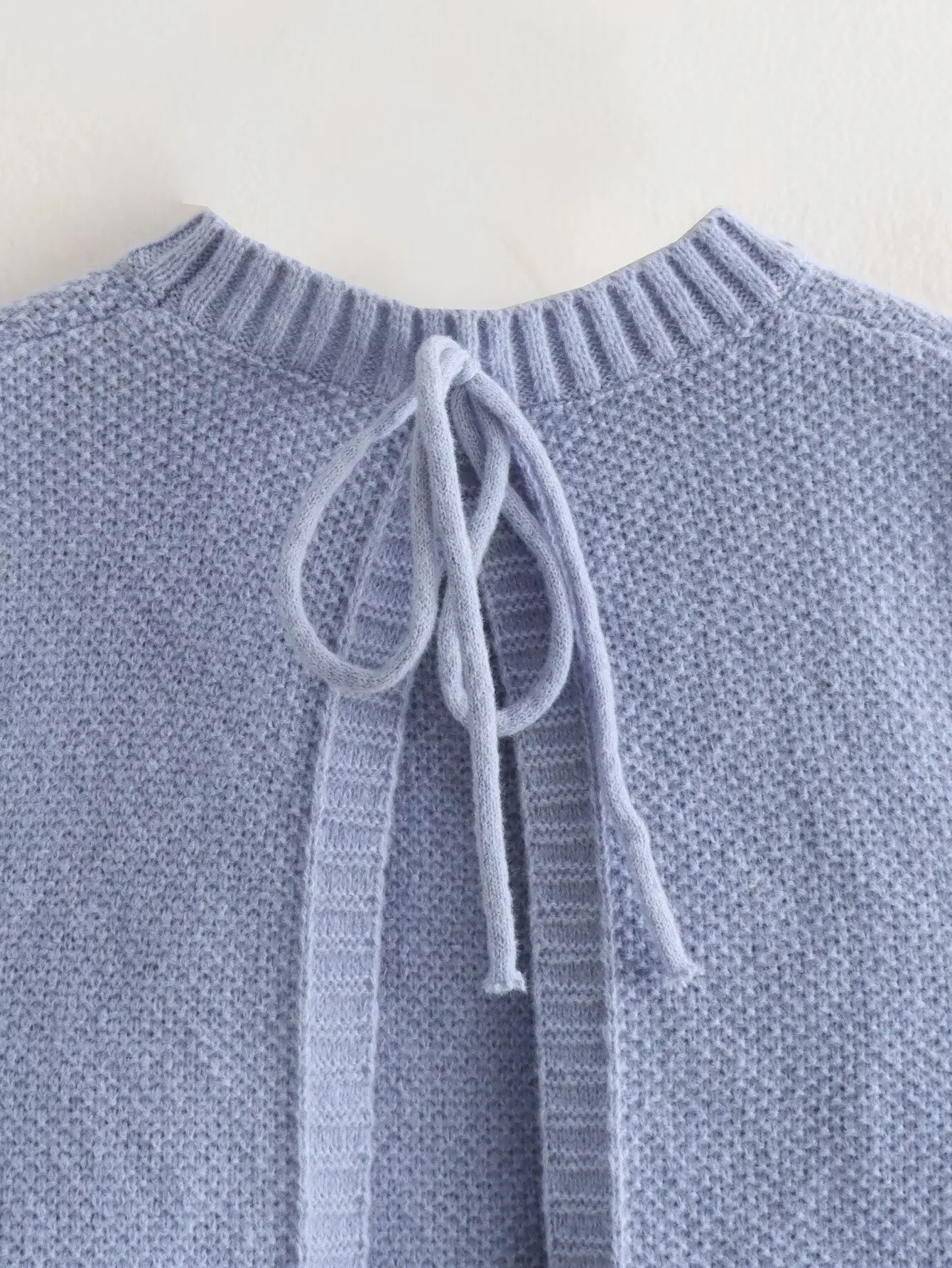 TRAFZA 2024 New Fashion Women's Tank Top Knitted O Neck Sleeveless Lace Up Woman Casual Short Pullover Top Sexy Backless Sweater