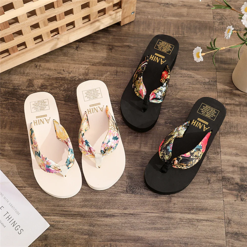 2025 Fashion Women Flip Flops Summer Beach Platform Slippers Casual Outside Wedges Sandals Summer Women Shoes