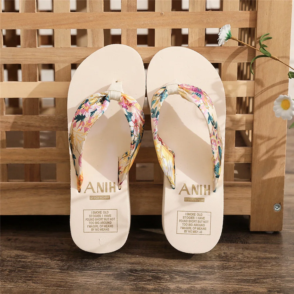 2025 Fashion Women Flip Flops Summer Beach Platform Slippers Casual Outside Wedges Sandals Summer Women Shoes