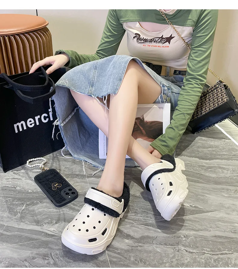 Plush slippers 2024 new winter men's and women's thick high heels soft-soled beach garden shoes home plush ripped slippers