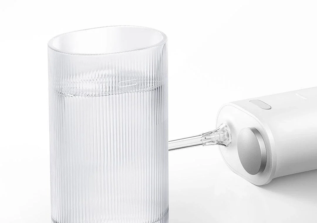 MIJIA Electric Oral Irrigator F400 Portable Water Pick Flosser Teeth Whitening Remove Dental Plaque 200ML pull-out Water Tank MIJIA Electric Oral Irrigator F400 Portable Water Pick Flosser Teeth Whitening Remove Dental Plaque 200ML pull-out Water Tank