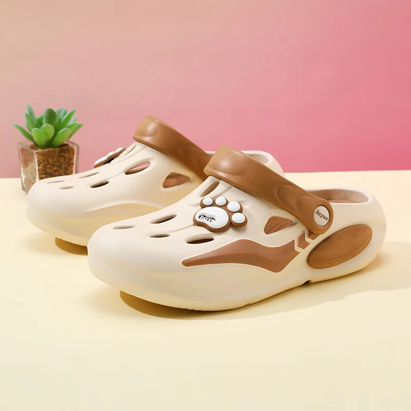 Women's Comfortable EVA Garden Clogs, Closed Toe Sandals For Indoor/Outdoor Home And Beach Use, Soft Sole Ventilated Shoes