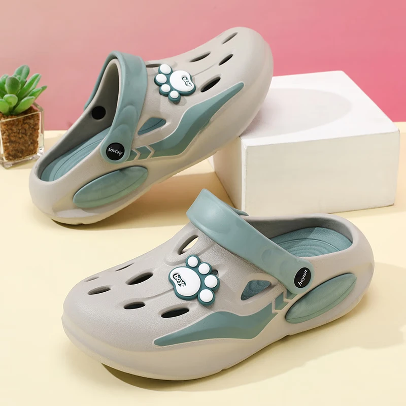 Women's Comfortable EVA Garden Clogs, Closed Toe Sandals For Indoor/Outdoor Home And Beach Use, Soft Sole Ventilated Shoes
