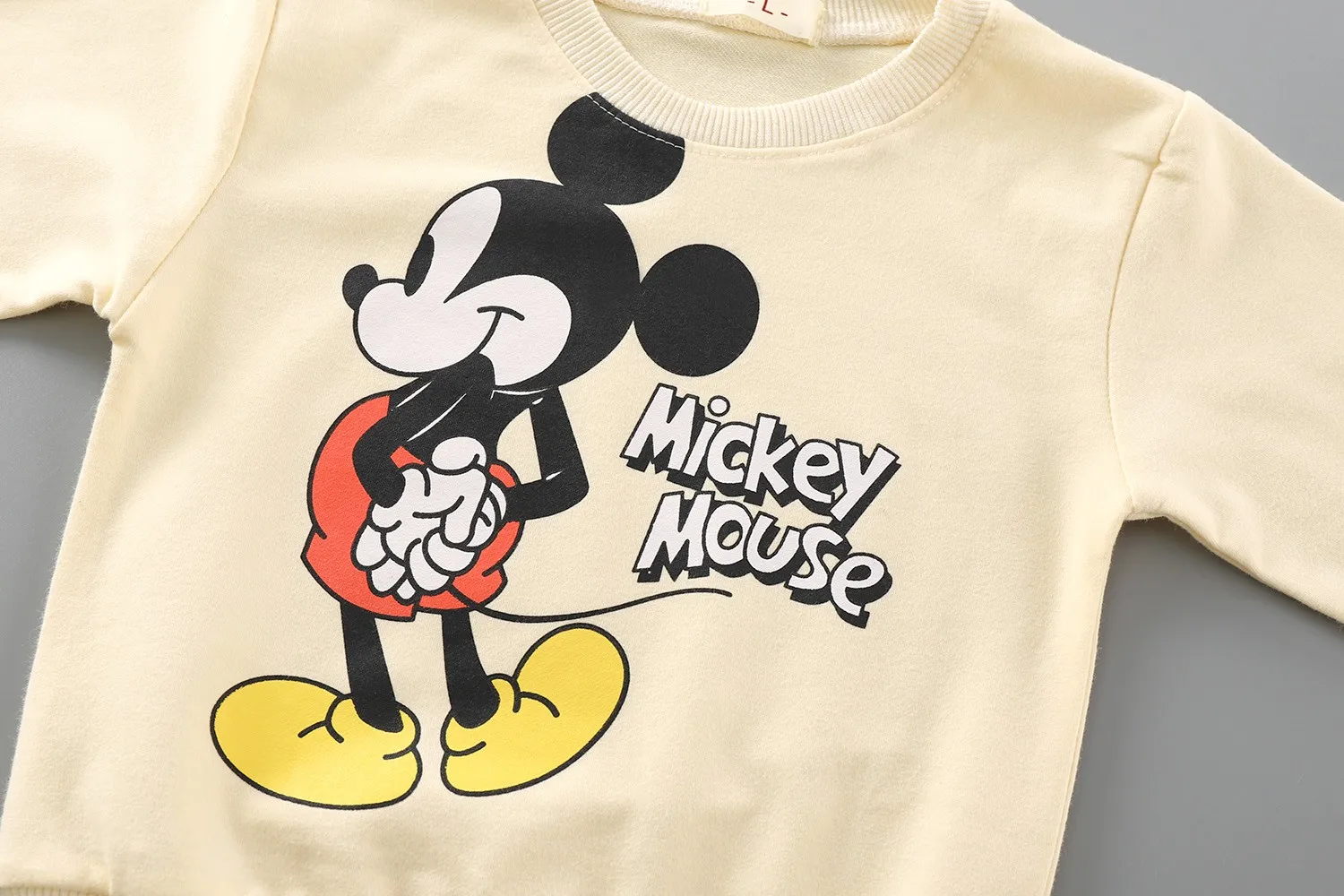 Spring/autumn Baby Girl Minnie Sweatshirt Loose Long Sleeve Tops Fashion Popular Cartoon Children Hoodies Crewneck Pullovers