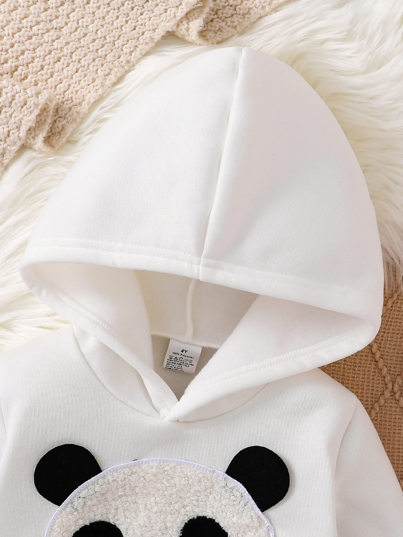 Spring and Autumn girls fashion sports casual children's hoodie White giant panda embroidered hoodie Versatile trend