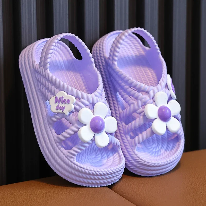 2024 New Children's Slippers Summer Girls and Boys Bathroom Home Anti slip Beach Shoes Soft Soled Baby Sandals