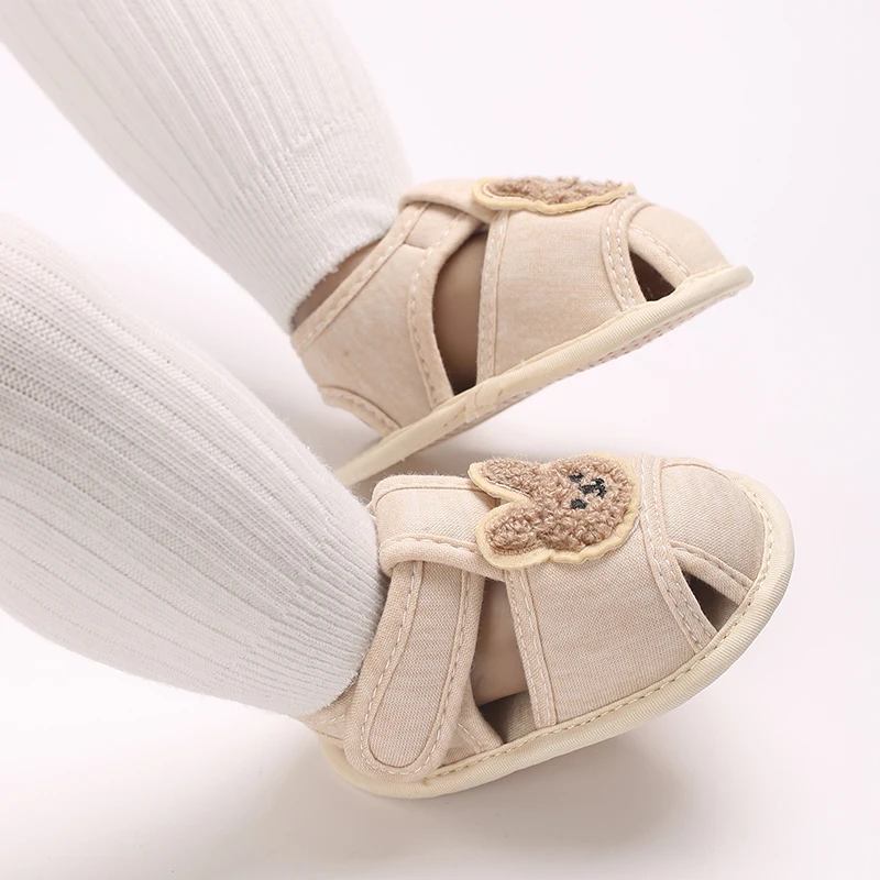 Cute Bear Soft Sole Comfortable Sandals for Infants and Toddlers Baotou Anti Kick First Step Shoes 0-18 Months Cute Bear Soft Sole Comfortable Sandals for Infants and Toddlers Baotou Anti Kick First Step Shoes 0-18 Months