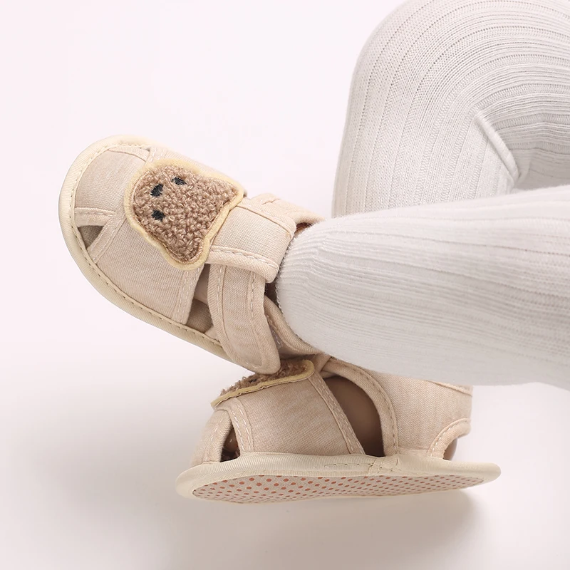 Cute Bear Soft Sole Comfortable Sandals for Infants and Toddlers Baotou Anti Kick First Step Shoes 0-18 Months Cute Bear Soft Sole Comfortable Sandals for Infants and Toddlers Baotou Anti Kick First Step Shoes 0-18 Months