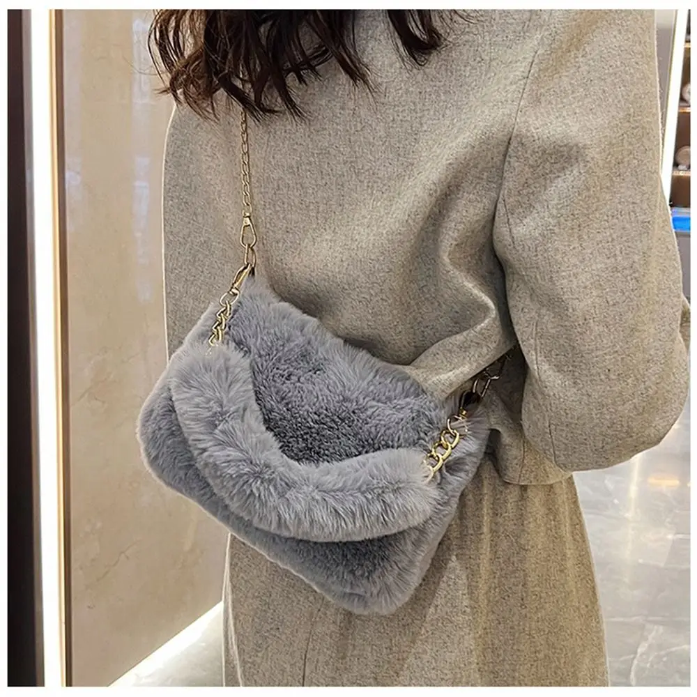 Fashion Women Fluffy Shoulder Bags Female Winter Chain Underarm Bag Solid Color Handbag Soft Plush Handle Bag