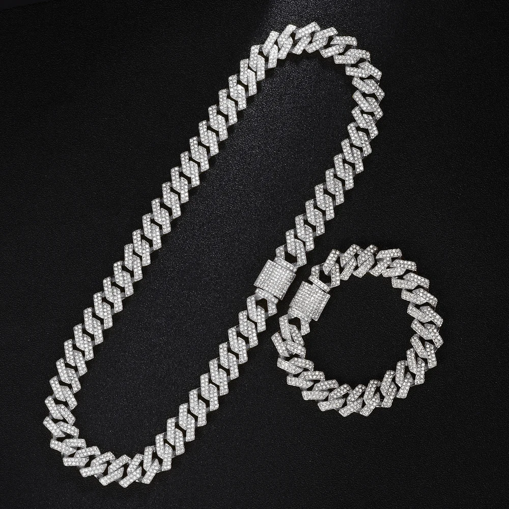 Silver Chain suit A