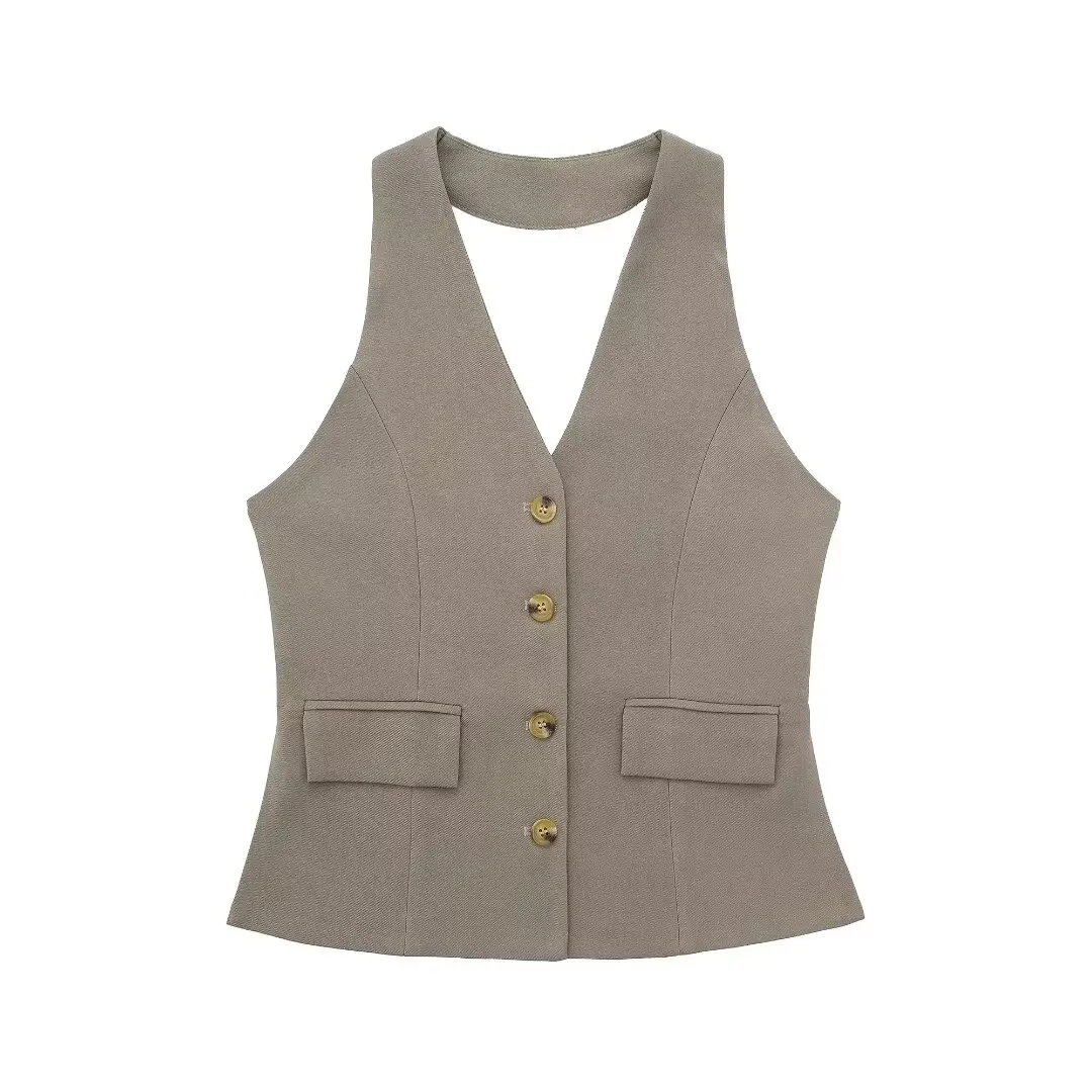 khaki top