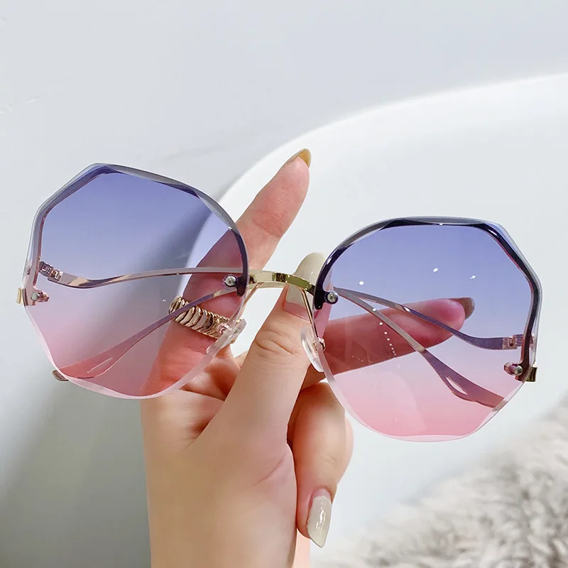 blue pink